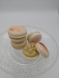 Handgemachte Macarons mit Macadamia